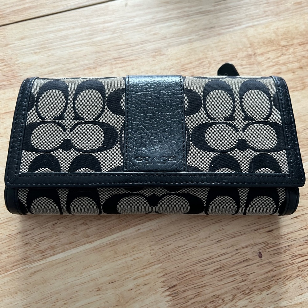 Coach wallet